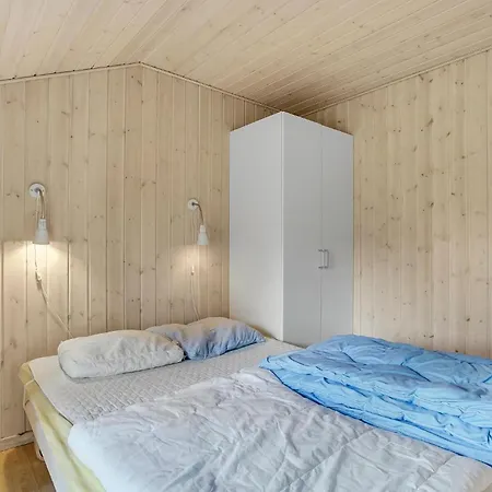 3 Bedroom Amazing In Nakskov