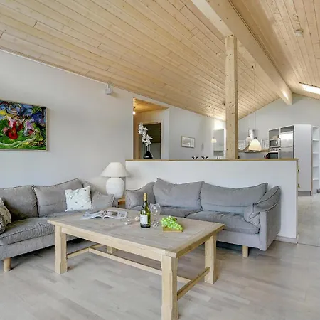 3 Bedroom Amazing In Nakskov * Knubbelokke