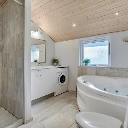 3 Bedroom Amazing In * Nakskov
