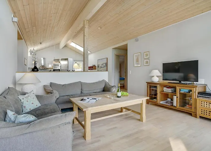 Holiday home 3 Bedroom Amazing In