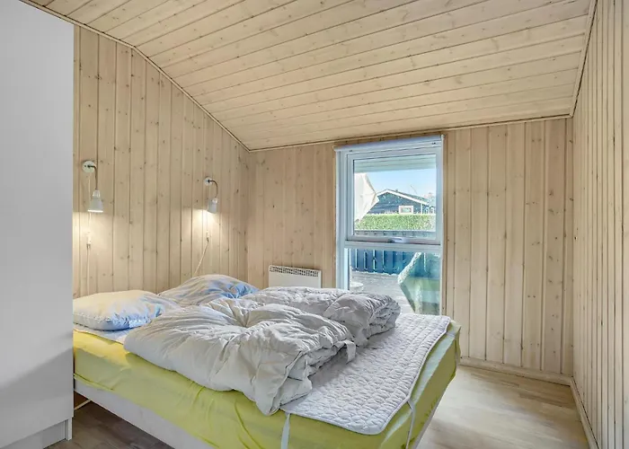 Holiday home 3 Bedroom Amazing In