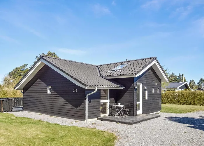 3 Bedroom Amazing In Nakskov